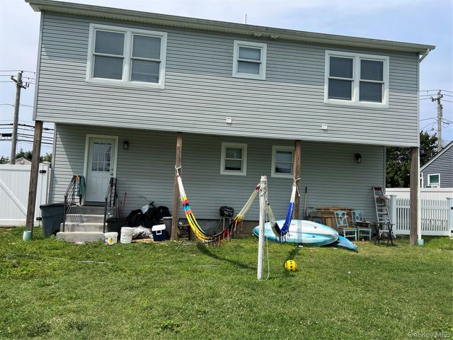 445 Albany Avenue, Amityville, NY 11701