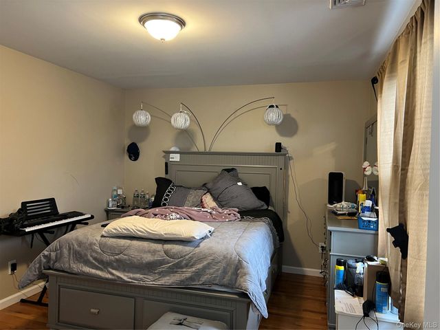 445 Albany Avenue, Amityville, NY 11701
