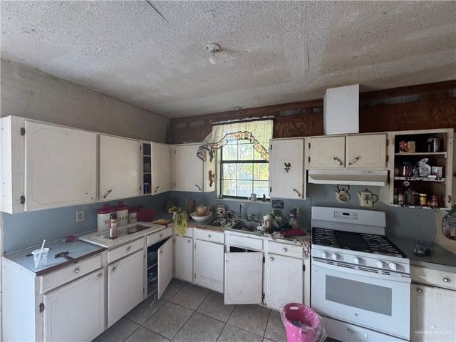 500 S Travis Street, San Benito, TX 78586