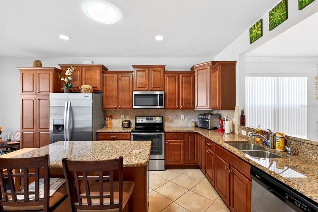 9498 SW 70TH LOOP, Ocala, FL 34481