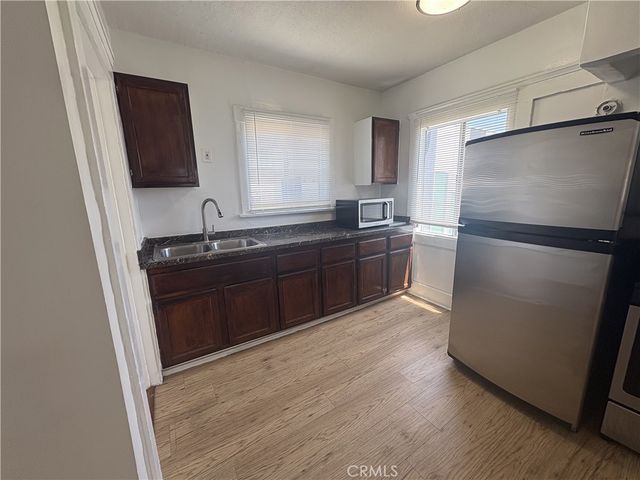 950 S New Hampshire Ave, Los Angeles, CA 90006