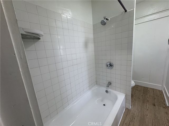 950 S New Hampshire Ave, Los Angeles, CA 90006