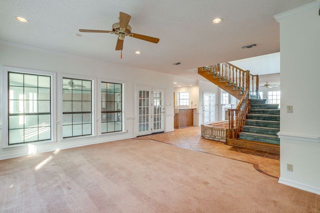 3017 Freeman Lane, Crowley, TX 76036