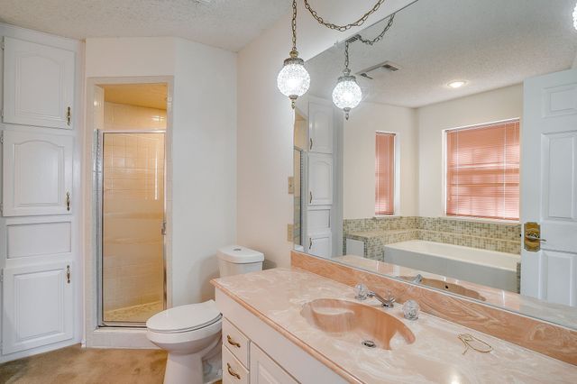 3017 Freeman Lane, Crowley, TX 76036