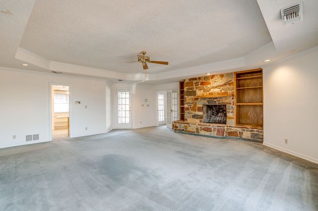 3017 Freeman Lane, Crowley, TX 76036