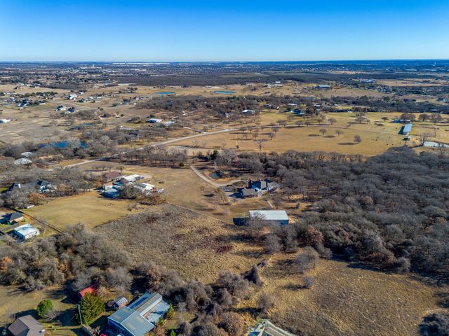 3017 Freeman Lane, Crowley, TX 76036