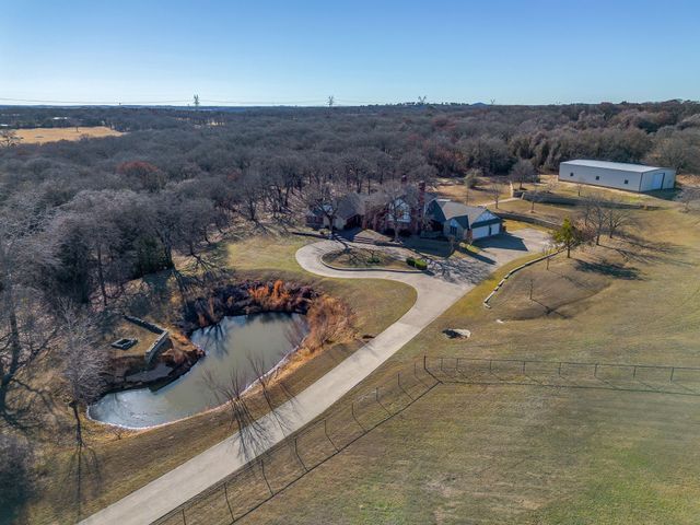 3017 Freeman Lane, Crowley, TX 76036