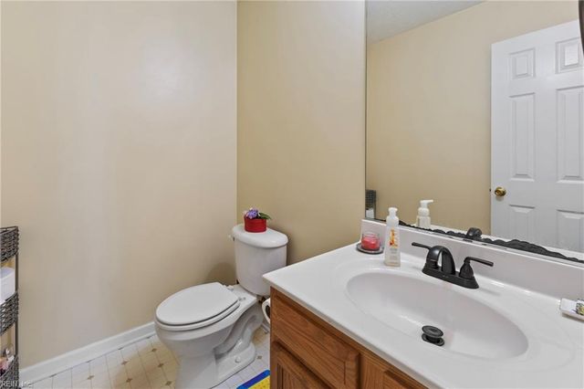 103 Barcroft DR, Smithfield, VA 23430