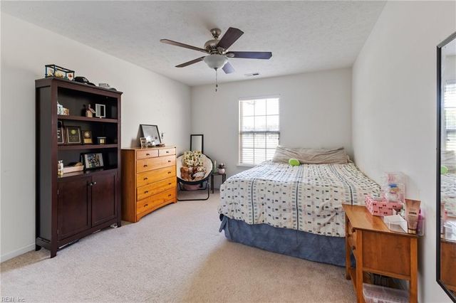 103 Barcroft DR, Smithfield, VA 23430