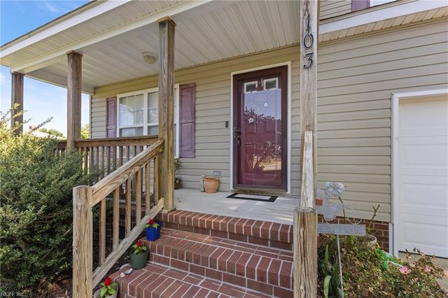 103 Barcroft DR, Smithfield, VA 23430