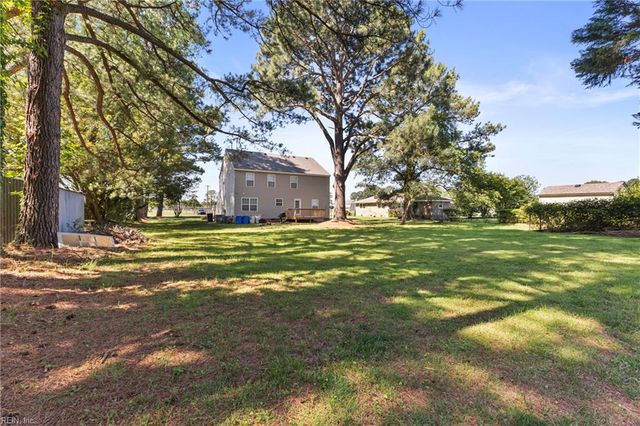 103 Barcroft DR, Smithfield, VA 23430