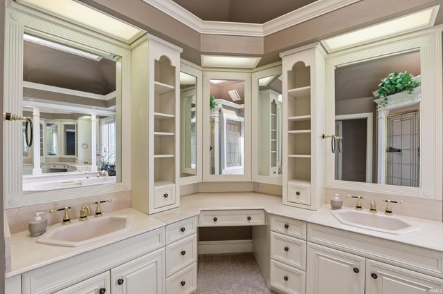 2314 Turnberry Lane, Fort Wayne, IN 46814