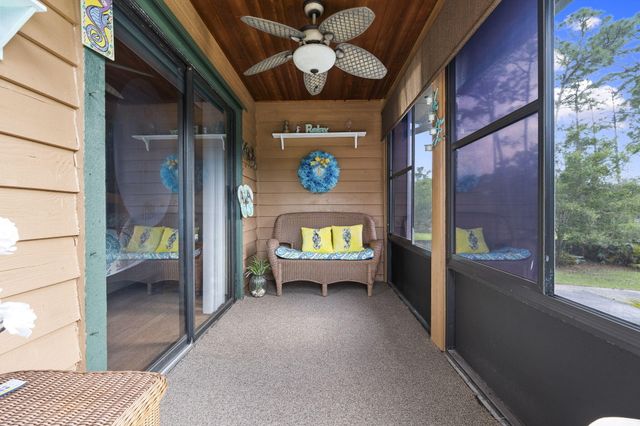 2725 Twin Oaks Trail, Fort Pierce, FL 34945