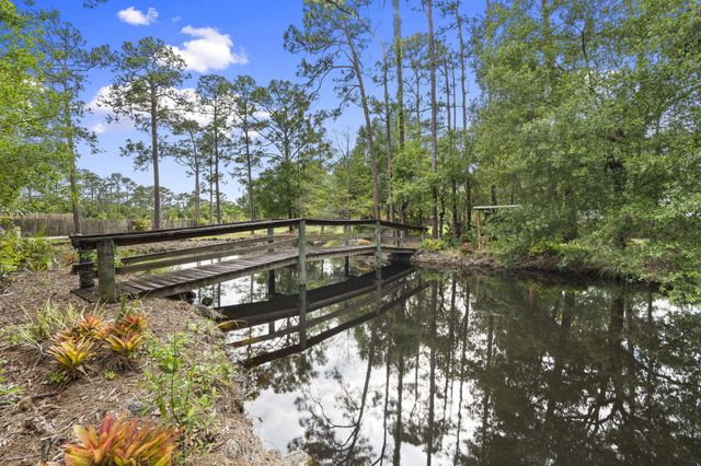 2725 Twin Oaks Trail, Fort Pierce, FL 34945