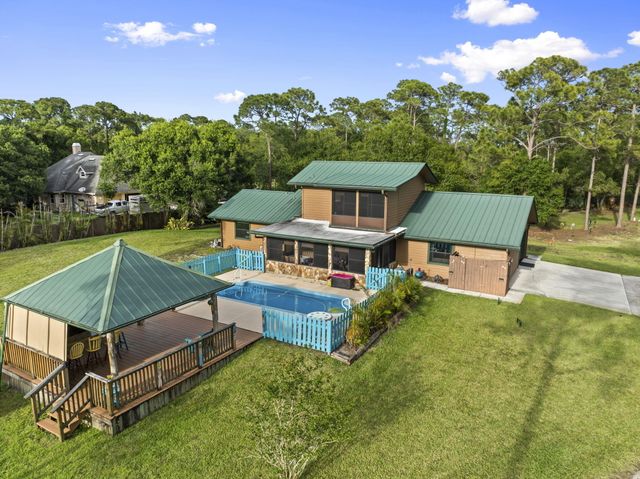 2725 Twin Oaks Trail, Fort Pierce, FL 34945