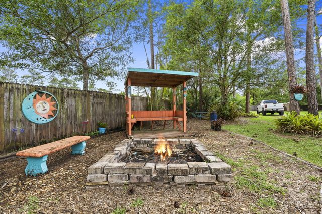 2725 Twin Oaks Trail, Fort Pierce, FL 34945