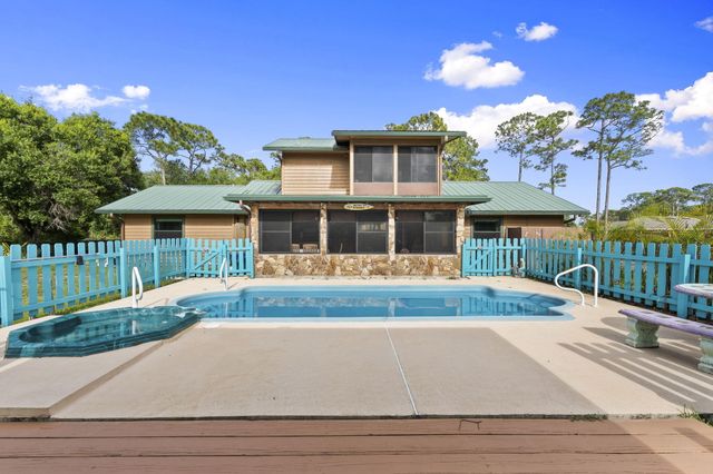 2725 Twin Oaks Trail, Fort Pierce, FL 34945