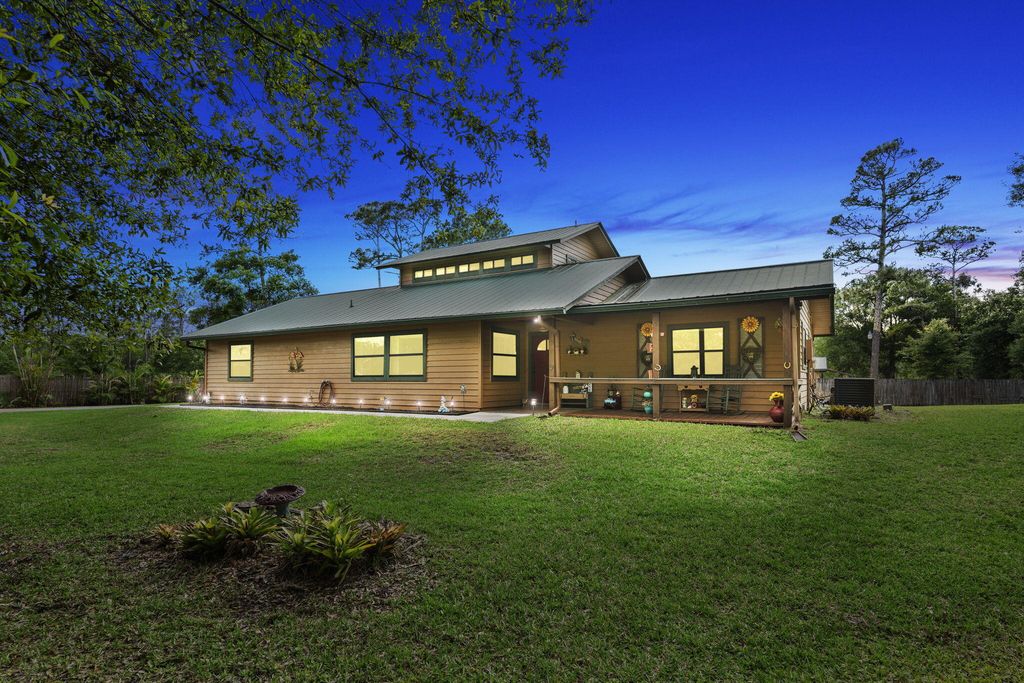 2725 Twin Oaks Trail, Fort Pierce, FL 34945