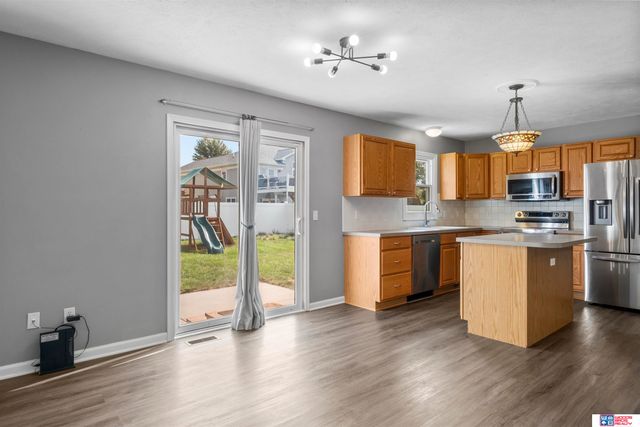 3257 Prairieview Drive, Lincoln, NE 68504