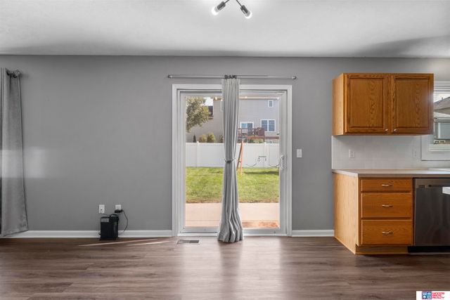 3257 Prairieview Drive, Lincoln, NE 68504
