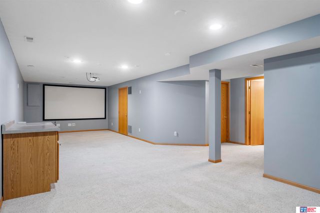 3257 Prairieview Drive, Lincoln, NE 68504