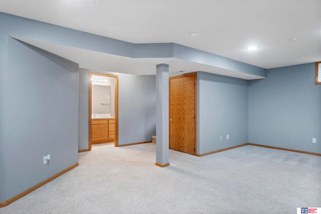 3257 Prairieview Drive, Lincoln, NE 68504