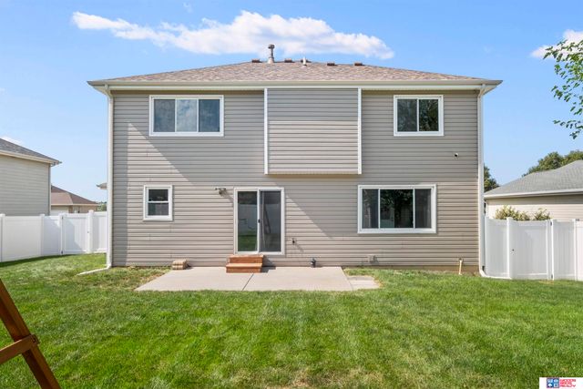 3257 Prairieview Drive, Lincoln, NE 68504