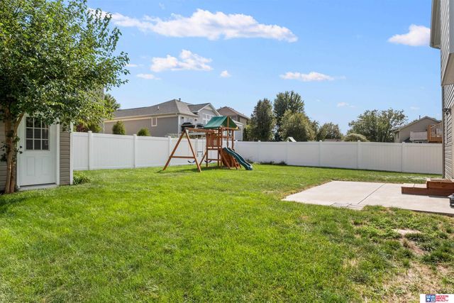 3257 Prairieview Drive, Lincoln, NE 68504