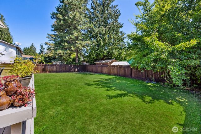 28720 13th Avenue S, Federal Way, WA 98003