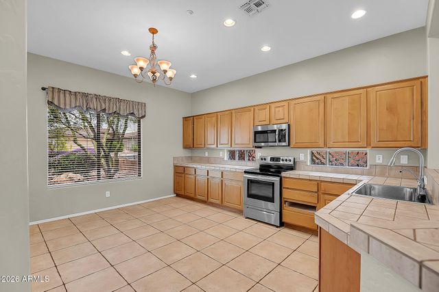 41721 N SHADOW CREEK Way, Anthem, AZ 85086
