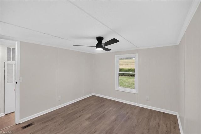4560 Effie Lane, Walkertown, NC 27051
