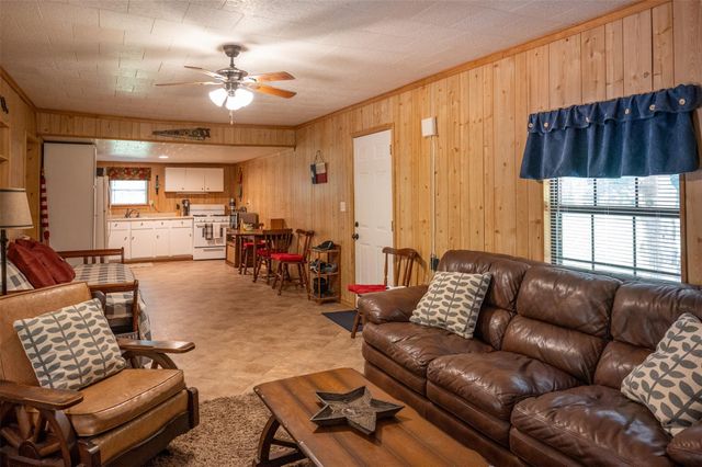 185 Private Road 7285, Colmesneil, TX 75938