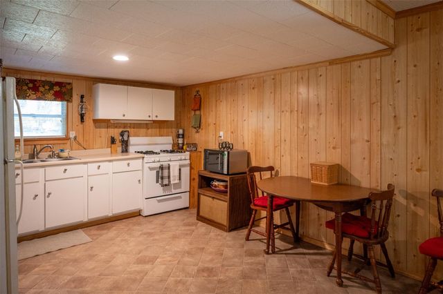 185 Private Road 7285, Colmesneil, TX 75938