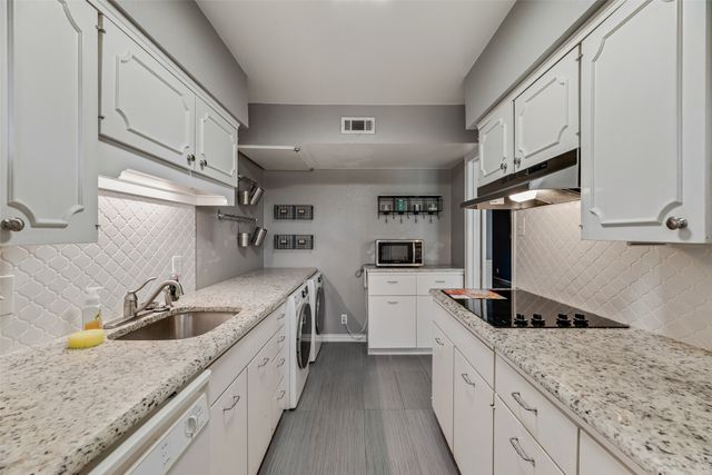 11152 Valleydale Drive A, Dallas, TX 75230