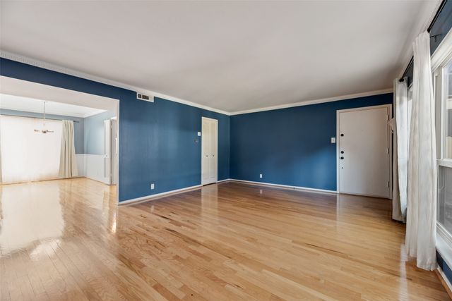 11152 Valleydale Drive A, Dallas, TX 75230