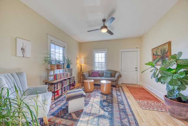 225 Cedar Ave, Knoxville, TN 37917