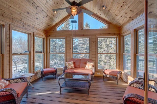 812 Abbington Court, Sun Prairie, WI 53590