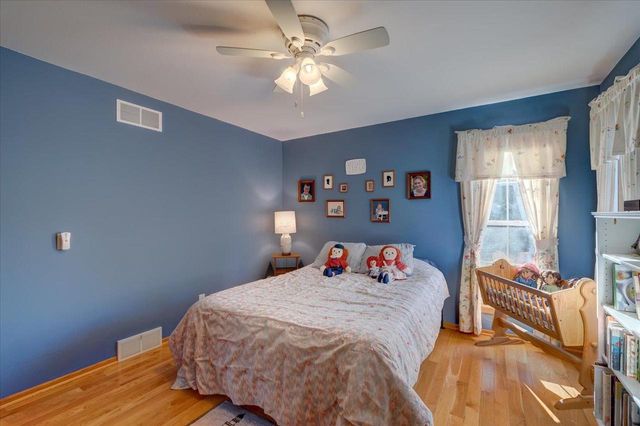 812 Abbington Court, Sun Prairie, WI 53590