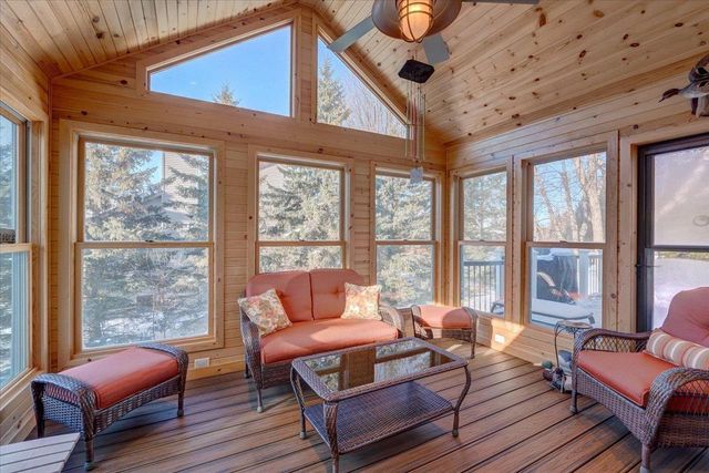 812 Abbington Court, Sun Prairie, WI 53590