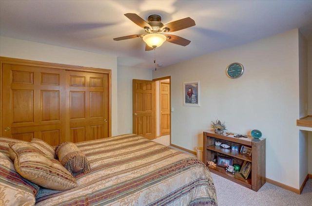 812 Abbington Court, Sun Prairie, WI 53590