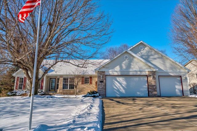 812 Abbington Court, Sun Prairie, WI 53590