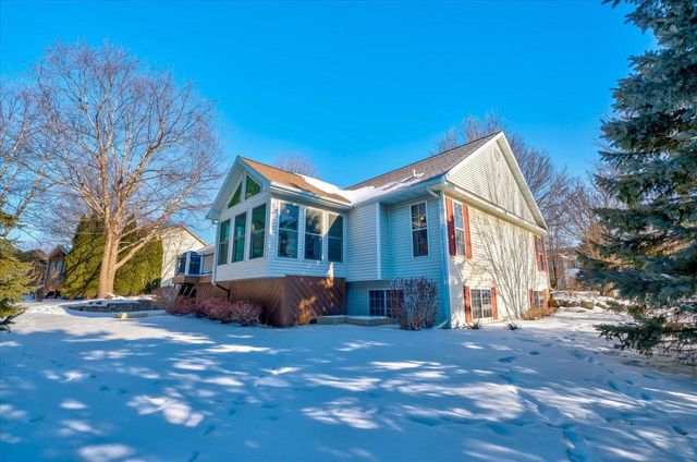 812 Abbington Court, Sun Prairie, WI 53590