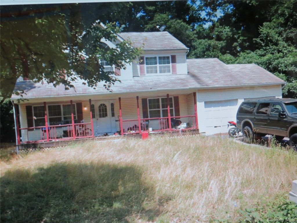 2 Ord Court, Middle Island, NY 11953 — photo 3