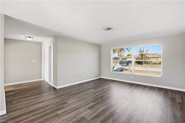 312 Hollywood ST, Lehigh Acres, FL 33936