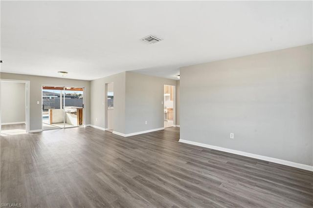 312 Hollywood ST, Lehigh Acres, FL 33936