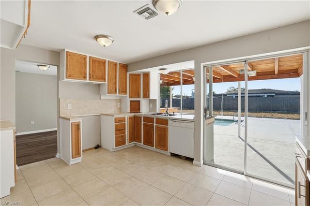 312 Hollywood ST, Lehigh Acres, FL 33936