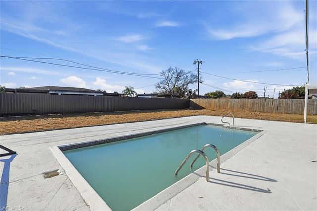 312 Hollywood ST, Lehigh Acres, FL 33936