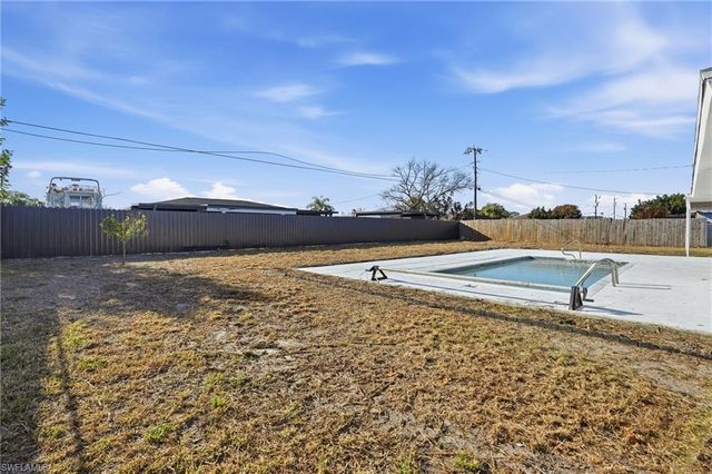 312 Hollywood ST, Lehigh Acres, FL 33936