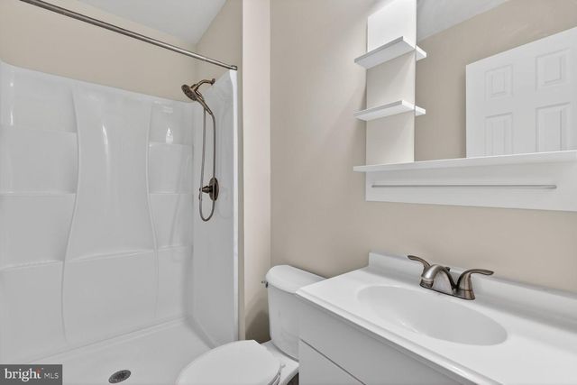 6427 OLD SCOTTS CT, Springfield, VA 22152