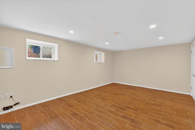 6427 OLD SCOTTS CT, Springfield, VA 22152